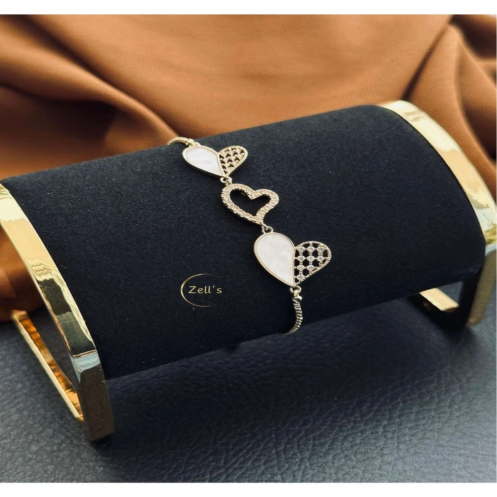 Zell’s Creative Triple Heart Charm Bracelet – Mother of Pearl & Crystal Design