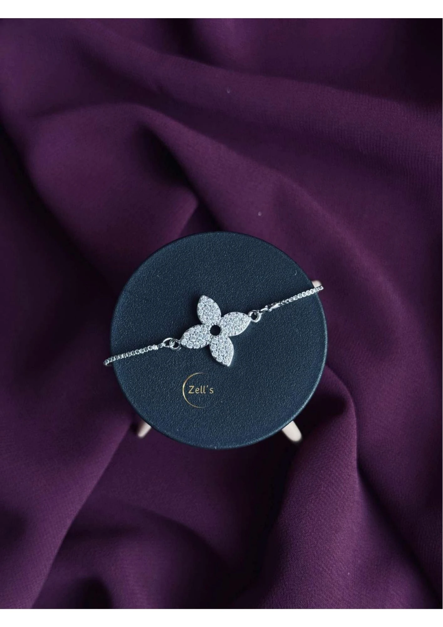 Zell’s Crystal Pave Flower Bracelet – Silver Sparkle