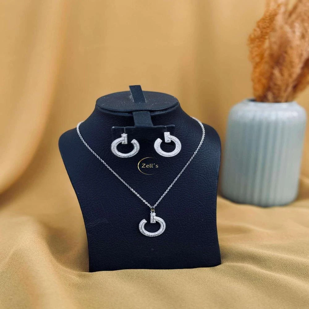 Zell’s Modern Loop Necklace & Earrings Set – Contemporary Sparkle